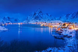 Images Dated 2nd June 2017: Twilight time of Idyllic coastal village at Reine in winter, Norway