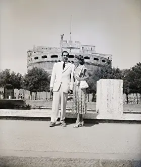 Sightseeing Prints: Tyrone Power and Fiancee Linda Christian in Rome