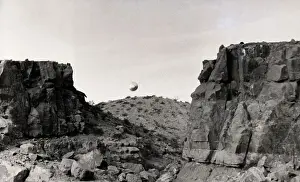 Boulder Prints: UFO Flying Between Rocks In New Mexico