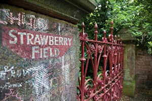 Sign Gallery: UK, England, Liverpool, Strawberry Field gate