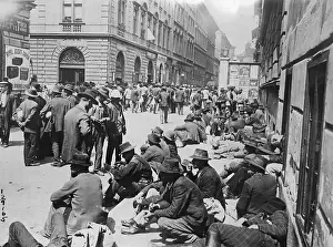 Unemployment Prints: Unemployed Men On Vienna Streets