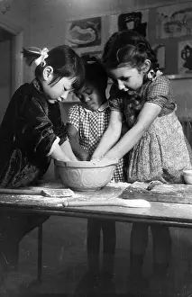 Cooking Utensils Prints: Uno Pie