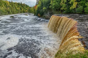 Autumn Gallery: Upper Falls in Tahquamenon Falls State Park, Upper Peninsula, Michigan, USA