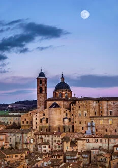 Images Dated 1st February 2015: Urbino, Italy under a full moon