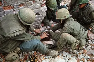 Gruesome Prints: U.S. Marines Digging Through Rubble to Reach Trapped Soldier