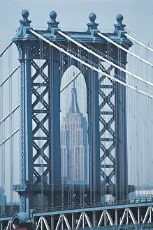 USA, New York City, Manhattan Bridge and the Empire State Building