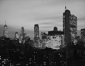 Images Dated 28th February 2008: USA, New York City skyline illuminated at night