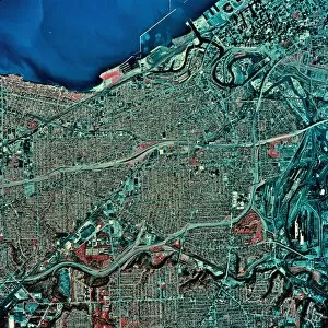 Turquoise Colored Collection: USA, Ohio, Cleveland and Lake Erie, satellite image