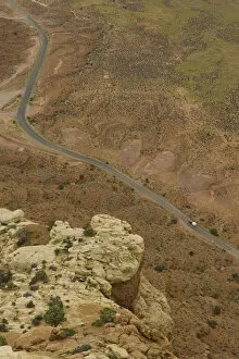 Utah Gallery: USA, Utah, SUV with trailer on desert highway, elevated view