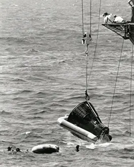 Diver Prints: USS Wasp Picks Up Floating Gemini IV
