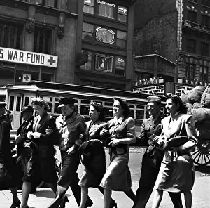 Walk Prints: V-E Day In Times Square
