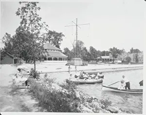 Auburn Prints: Vacationers Canoeing