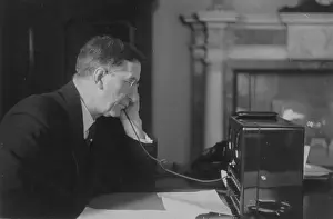 Telephone Prints: De Valera's Call