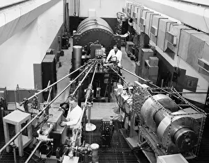 Van De Graff Accelerator; Nuclear Machin