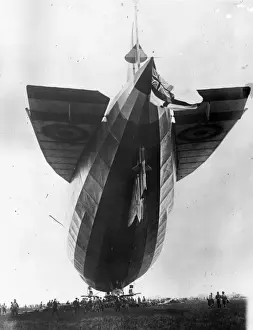 Vast R34 Airship