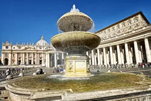 Images Dated 2nd April 2011: Vatican Fountains in St. Peters Square