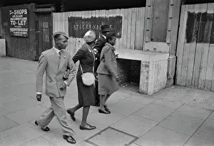 Huty36837 Prints: VE Day In London
