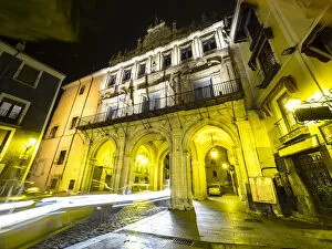 Balcony Gallery: Vehicles circulating in the night in front of the Town hall. Cuenca is a UNESCO World Heritage