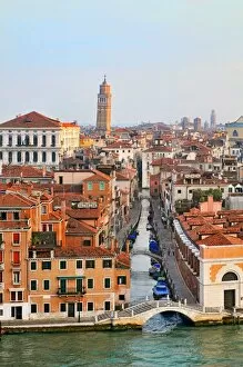 Images Dated 19th September 2009: Venice from above, with leaning tower