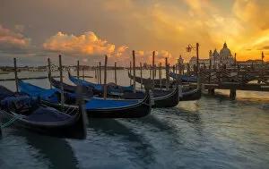 Images Dated 10th October 2016: Venice Sunset