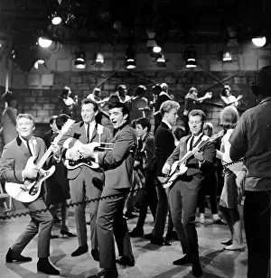 The Ventures On American Bandstand