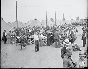 Fort Hunt Prints: Veterans Signing up for Army