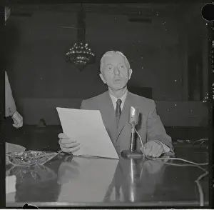 Rickover Prints: Vice Admiral Hyman C. Rickover Speaking