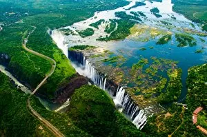 Images Dated 26th December 2009: Victoria Falls