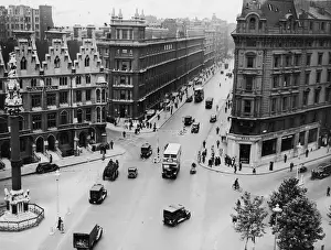 Street Scenes Prints: Victoria Street