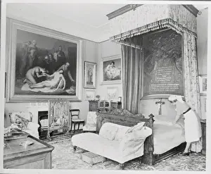 Worcester Prints: Victoria's Bedroom