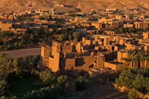 Images Dated 11th November 2015: View of Ait Benhaddou Kasbah at sunrise, Ait Ben Haddou, Ouarzazate, Morocco