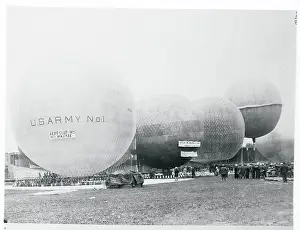 Milwaukee Prints: View of Balloons Starting Race