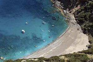 Harry Laub Travel Photography Collection: View on the beach Platja des Coll Baix, turquoise blue water, anchoring boats, peninsula