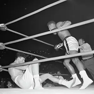 View of Cassius Clay Knocking Out Alejando Lavorante