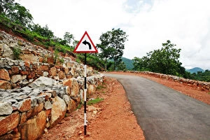 Images Dated 30th July 2007: View of Ghat road