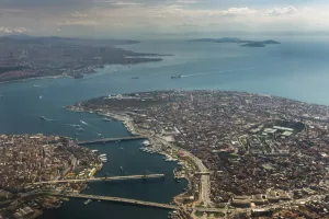 Images Dated 4th April 2013: View of Istanbul from a plane