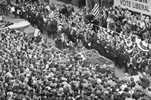 Motorcade Prints: View of Large Crowd and Motorcade