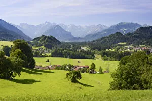 Images Dated 19th July 2014: View from Malerwinkel on the valley of the Iller, behind Oberstdorf and the Alps, Hinang