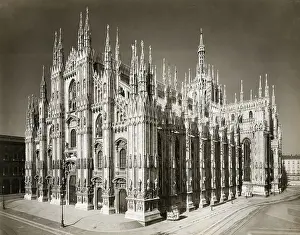 Corner Prints: View Of Milan Cathedral From South-West