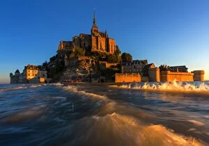 Images Dated 29th September 2015: View of Mont Saint-Michel, Normandy, France