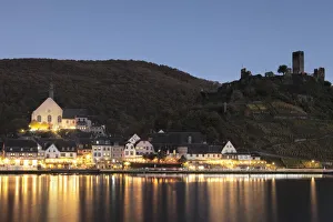 Images Dated 7th February 2018: View over the Moselle to Beilstein with castle ruin Metternich, Rhineland-Palatinate