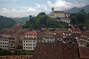 Crowded Gallery: View of Ouro Preto