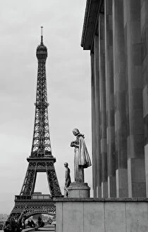 Images Dated 12th October 2009: View of Paris France with Eiffel Tower