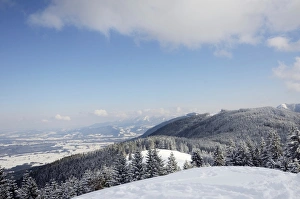 Images Dated 9th February 2013: View from the peak of Mt Schwarzenberg to a snow-covered on snow-covered alpine upland