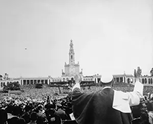 Fatima Prints: Back View of Pope Paul VI Addressing Crowd of Thousands