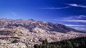 Images Dated 24th December 2016: View of Quito
