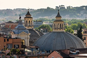 Images Dated 7th June 2014: Top view of Rome