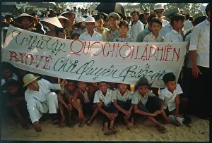 Da Nang Prints: View of Vietnam for the Vietnamese Rally