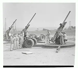 Maryland Prints: View of Women Working as Gun Crew