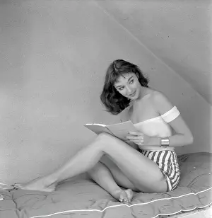 Lac092 Prints: Vikki Dougan